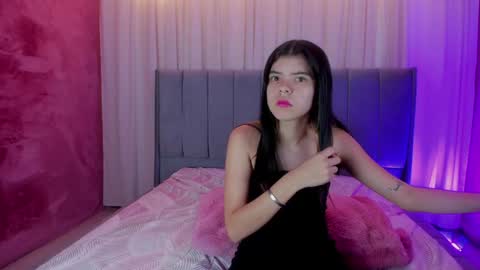 Maddy Please help me with your thumbs up its important online show from 13, 12, 2024