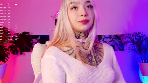maddy_uwu online show from 24, 2, 2025