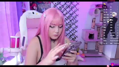 Snapshot of maddyfoox chatting on 13, 6, 2026 Maddy Foox online show from 13, 6, 2026