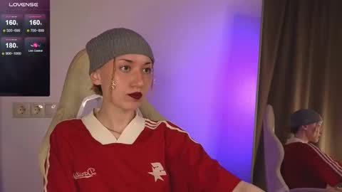 Snapshot of maddygarcia chatting on 8, 12, 2024 maddygarcia online show from 8, 12, 2024