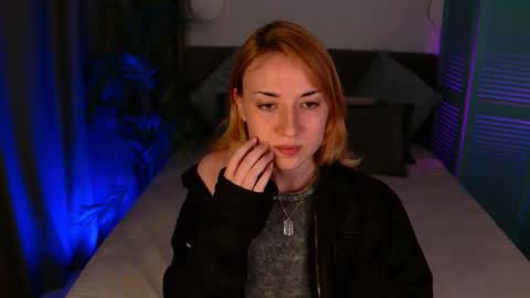 Snapshot of maddygarcia chatting on 12, 10, 2025 maddygarcia online show from 12, 10, 2025