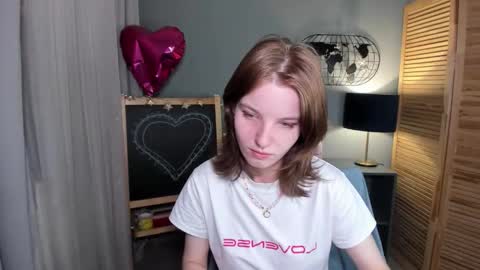 Snapshot of madelaines chatting on 17, 9, 2025 madelaines online show from 17, 9, 2025