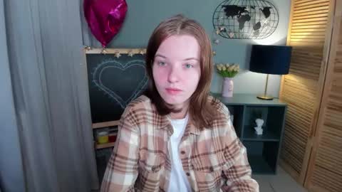 Snapshot of madelaines chatting on 23, 9, 2025 madelaines online show from 23, 9, 2025