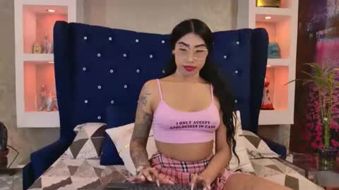 Madelene hills online show from 19, 2, 2026