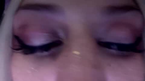 madeline online show from 27, 11, 2025