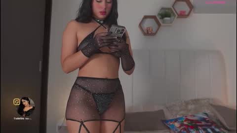 Valentina   1030   530  -  online show from 23, 12, 2025