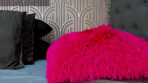   online show from 12, 1, 2025