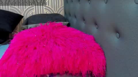   online show from 17, 1, 2025