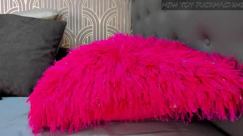   online show from 7, 3, 2025