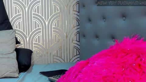   online show from 10, 3, 2025