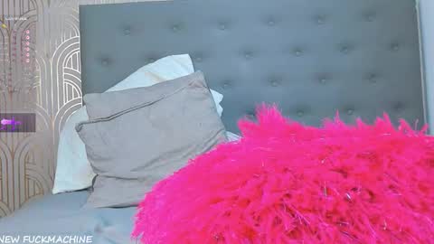   online show from 28, 9, 2025