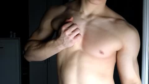 madisonboy2 online show from 19, 11, 2025