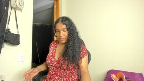 Snapshot of madisonbrunette_lxs chatting on 24, 12, 2024 madison online show from 24, 12, 2024