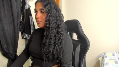 Snapshot of madisonbrunette_lxs chatting on 4, 1, 2025 madison online show from 4, 1, 2025