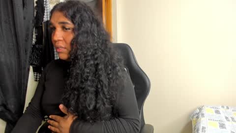 Snapshot of madisonbrunette_lxs chatting on 4, 1, 2025 madison online show from 4, 1, 2025