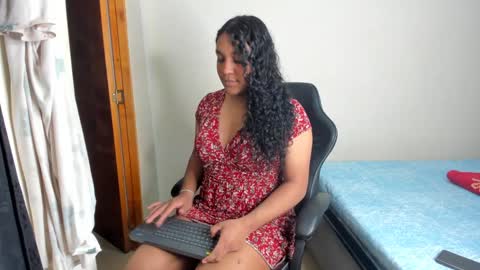 Snapshot of madisonbrunette_lxs chatting on 24, 1, 2025 madison online show from 24, 1, 2025