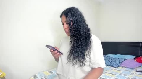 Snapshot of madisonbrunette_lxs chatting on 27, 2, 2025 madison online show from 27, 2, 2025