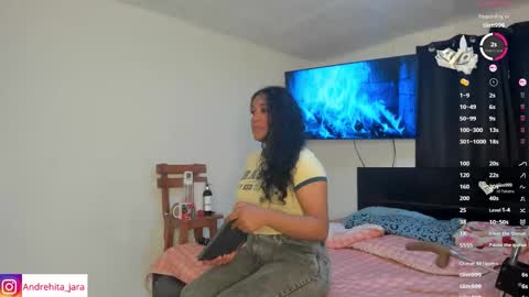 Snapshot of madisonbrunette_lxs chatting on 14, 11, 2025 madison online show from 14, 11, 2025