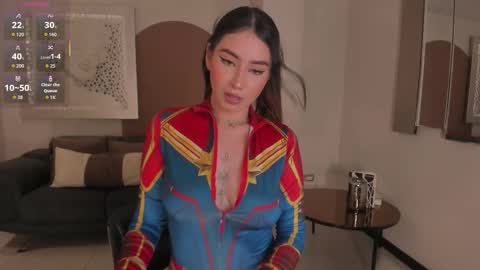 Maddi Collins online show from 2, 10, 2025