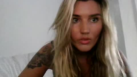 Snapshot of madisonlubbe2 chatting on 8, 7, 2026 madisonlubbe2 online show from 8, 7, 2026