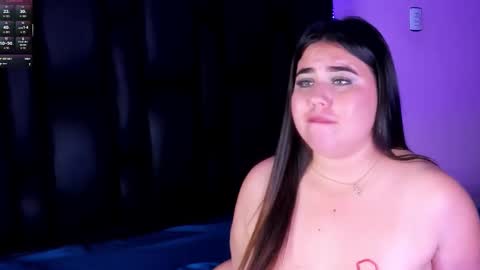 madissonlee__ online show from 8, 10, 2025