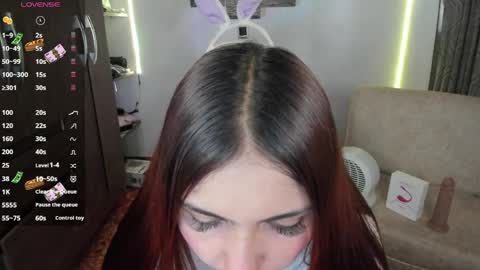Snapshot of mady_monroe111 chatting on 27, 5, 2026 Mady online show from 27, 5, 2026