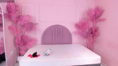 Snapshot of madyscarlett chatting on 8, 10, 2025 madyscarlett online show from 8, 10, 2025