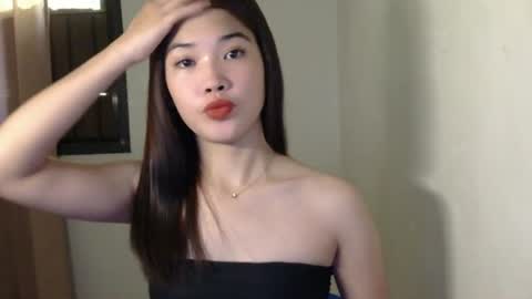 Snapshot of mae_luna chatting on 16, 7, 2026 mae_luna online show from 16, 7, 2026