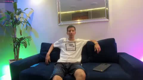 Snapshot of mael_beischel chatting on 9, 8, 2026 Mael Beischel online show from 9, 8, 2026