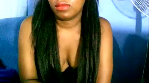 MaelahLove online show from 3, 12, 2024