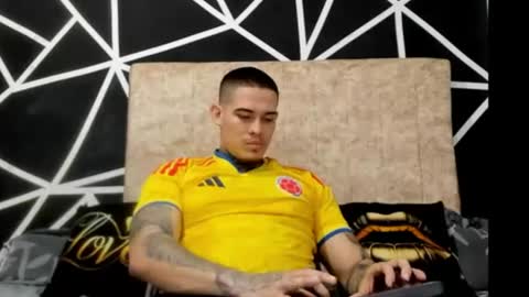 Snapshot of maelstudioxxx chatting on 15, 7, 2026 maelstudioxxx online show from 15, 7, 2026