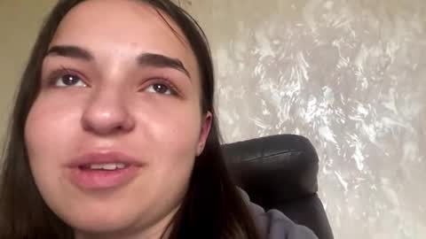 Snapshot of maespirounias chatting on 8, 11, 2025 Eva online show from 8, 11, 2025