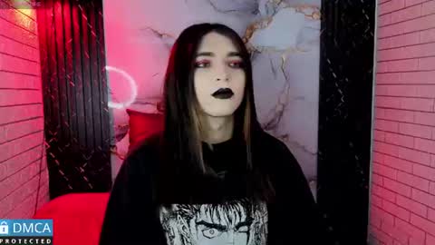 Snapshot of maevekuro chatting on 29, 6, 2026 maevekuro online show from 29, 6, 2026