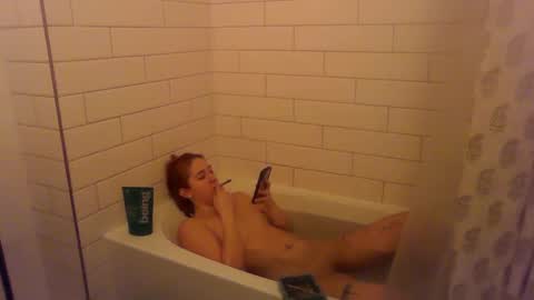 Snapshot of maevesins chatting on 23, 1, 2025 Maeve Sins online show from 23, 1, 2025