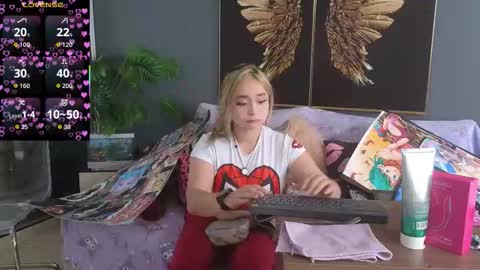 Snapshot of mafecosecret chatting on 22, 9, 2025 mafecosecret online show from 22, 9, 2025