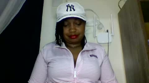 Snapshot of magdalinemus chatting on 4, 7, 2026 magdalinemus online show from 4, 7, 2026