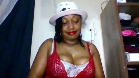Snapshot of magdalinemus chatting on 5, 7, 2026 magdalinemus online show from 5, 7, 2026