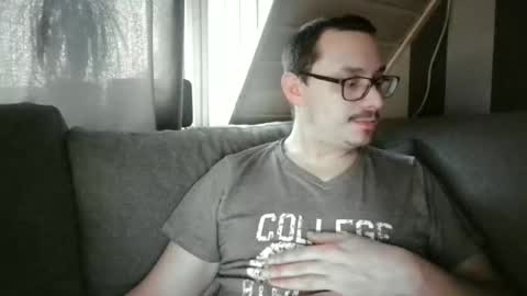 Snapshot of magfrauenfuesse chatting on 16, 11, 2025 magfrauenfuesse online show from 16, 11, 2025