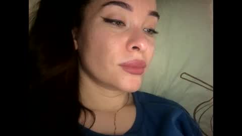 magggg658318 online show from 17, 1, 2025