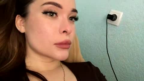 Snapshot of magggg658318 chatting on 17, 7, 2026 magggg658318 online show from 17, 7, 2026