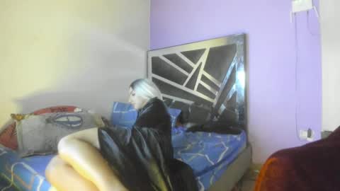 Snapshot of maggie_fit chatting on 15, 12, 2024 maggie_fit online show from 15, 12, 2024