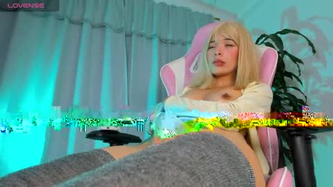 Snapshot of maggie_raver chatting on 2, 5, 2026 maggie online show from 2, 5, 2026