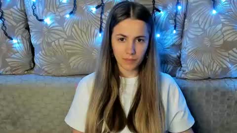 Snapshot of maggiecake chatting on 17, 6, 2026 Maggie online show from 17, 6, 2026