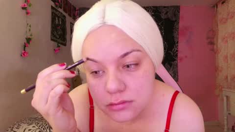 Claire online show from 7, 3, 2025