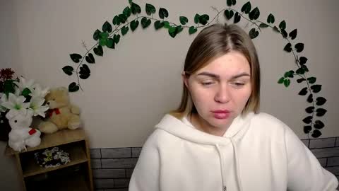 Snapshot of magic_katarina_ chatting on 9, 12, 2024 magic_katarina_ online show from 9, 12, 2024