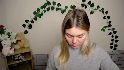 Snapshot of magic_katarina_ chatting on 13, 12, 2024 magic_katarina_ online show from 13, 12, 2024