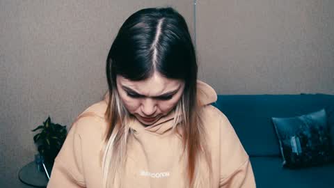 Snapshot of magic_katarina_ chatting on 22, 1, 2025 magic_katarina_ online show from 22, 1, 2025