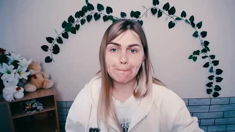 Snapshot of magic_katarina_ chatting on 12, 3, 2025 magic_katarina_ online show from 12, 3, 2025