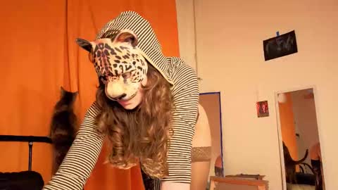 Mikky or Moon online show from 18, 2, 2026