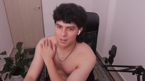 Snapshot of magic_tony chatting on 2, 2, 2026 Tony Hoffa online show from 2, 2, 2026